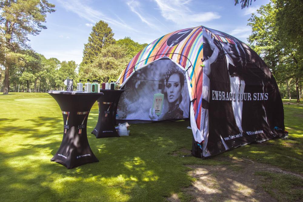 Tente gonflable Globe - 4x4m Structure noir - Toit imprimé