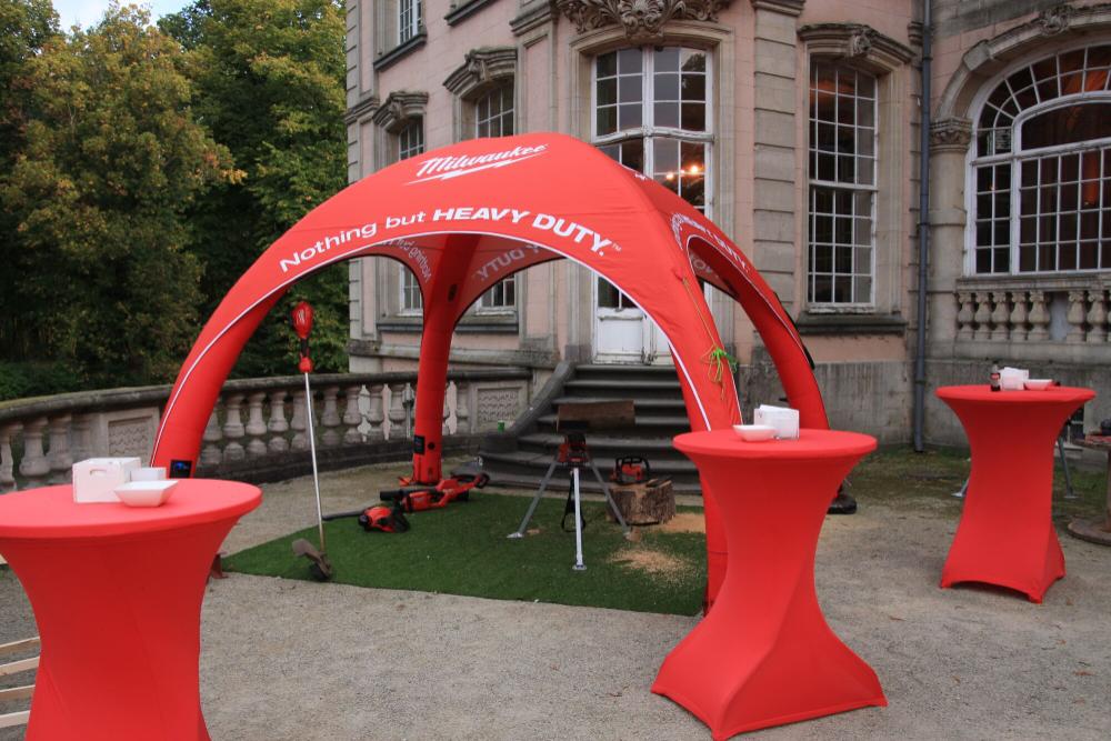 Tente gonflable Globe - 4x4m Structure noir - Toit imprimé