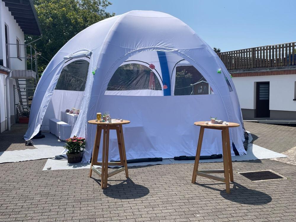 Opblaasbare tent Galaxy - 8x8m Zwart frame - Print dakzeil