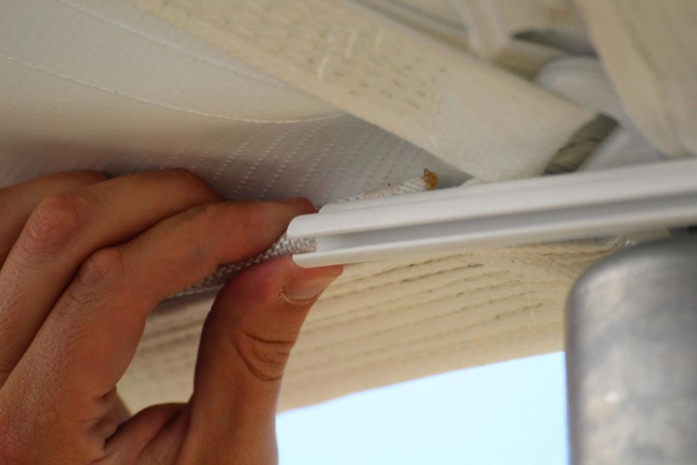 Sailcloth rail voor zijwand