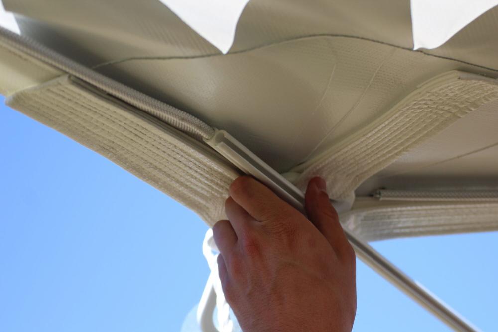 Sailcloth rail voor zijwand