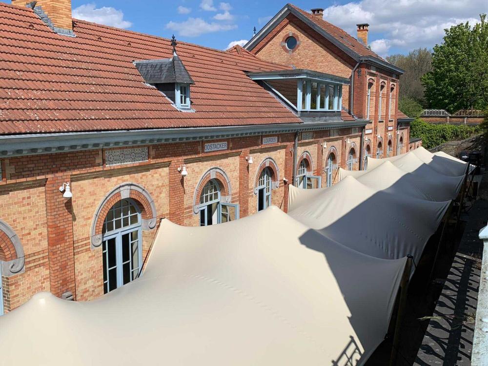 Triflexx (560 g/m²) auf Maß pro m² - Mit Klemmen - 60 bis 110 m² - Sand/Creme