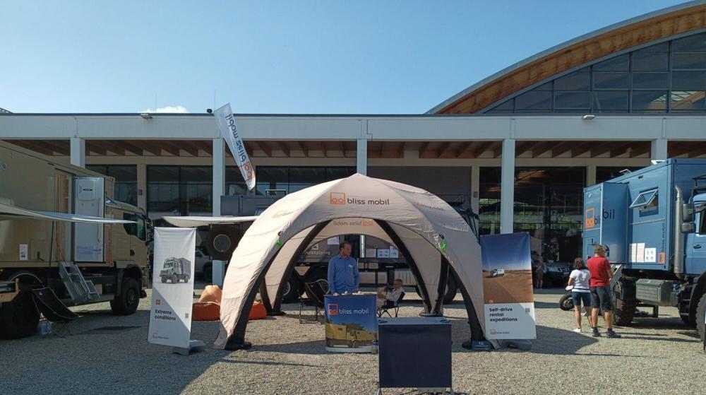 Inflatable tent Zodiac - 6x6m  - Red frame - Print roof
