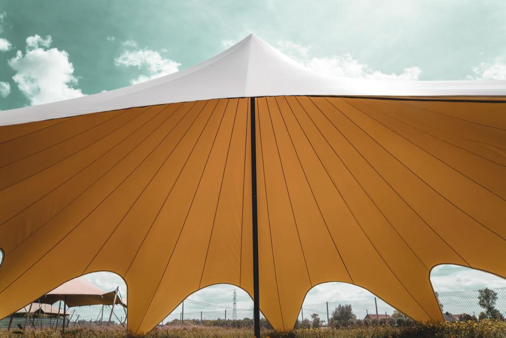 Sternzelt Stellar 9 textured - set 18 m - pvc - Dach sand - Gestell verzinkt