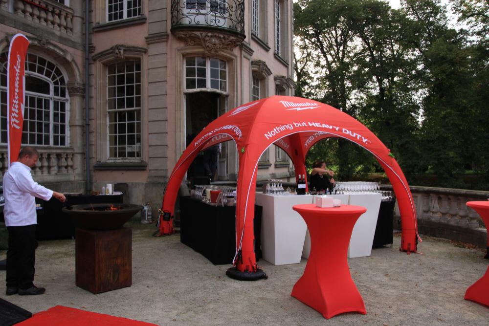 Tente gonflable Globe - 4x4m Structure noir - Toit imprimé
