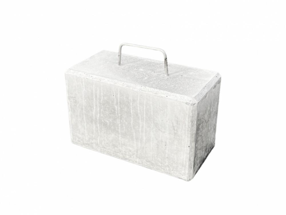 Concrete block - 45 kg (with handle)