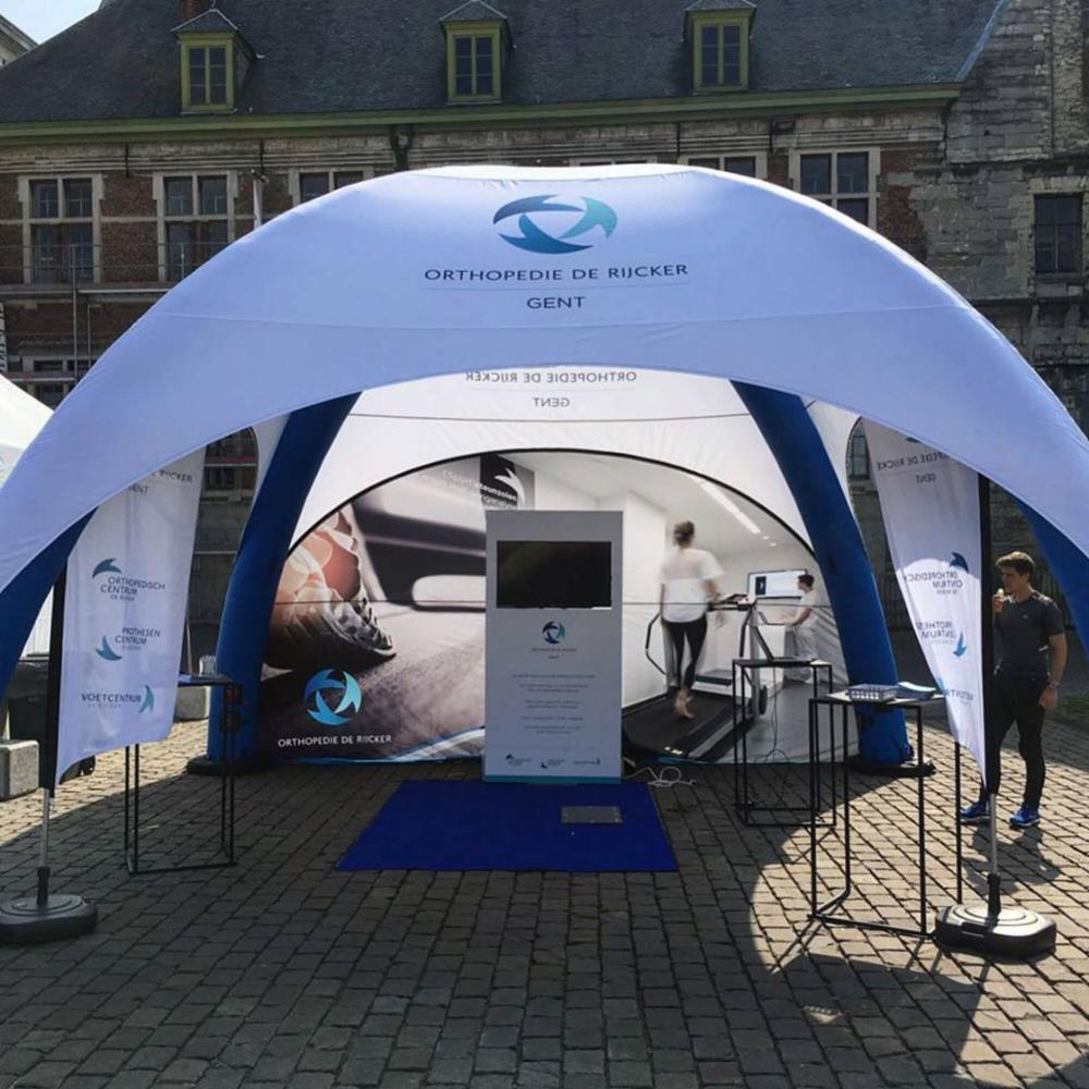 Opblaasbare tent Globe - 6x6m Zwart frame - Bedrukt dakzeil