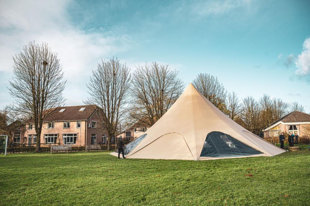 Sternzelt Stellar 9 textured - set 18 m - pvc - Dach sand - Gestell verzinkt